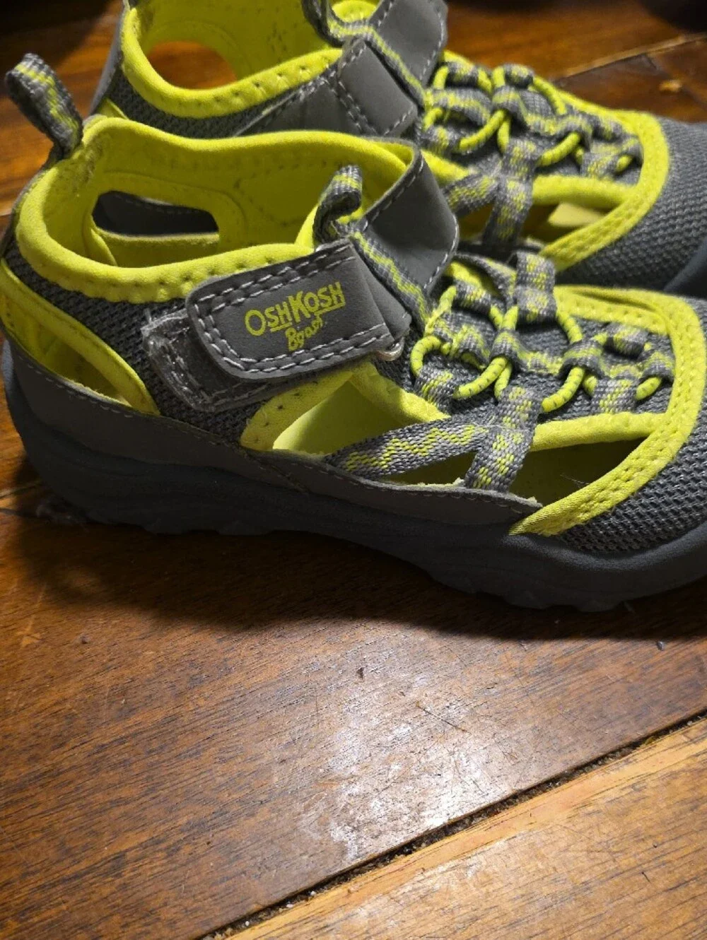 OshKosh B'gosh Gray and Lime Kids Active Sandals